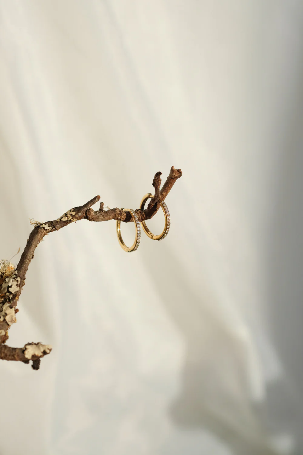 Solid Gold Medium Slim Ophelia Hoops - Image 4