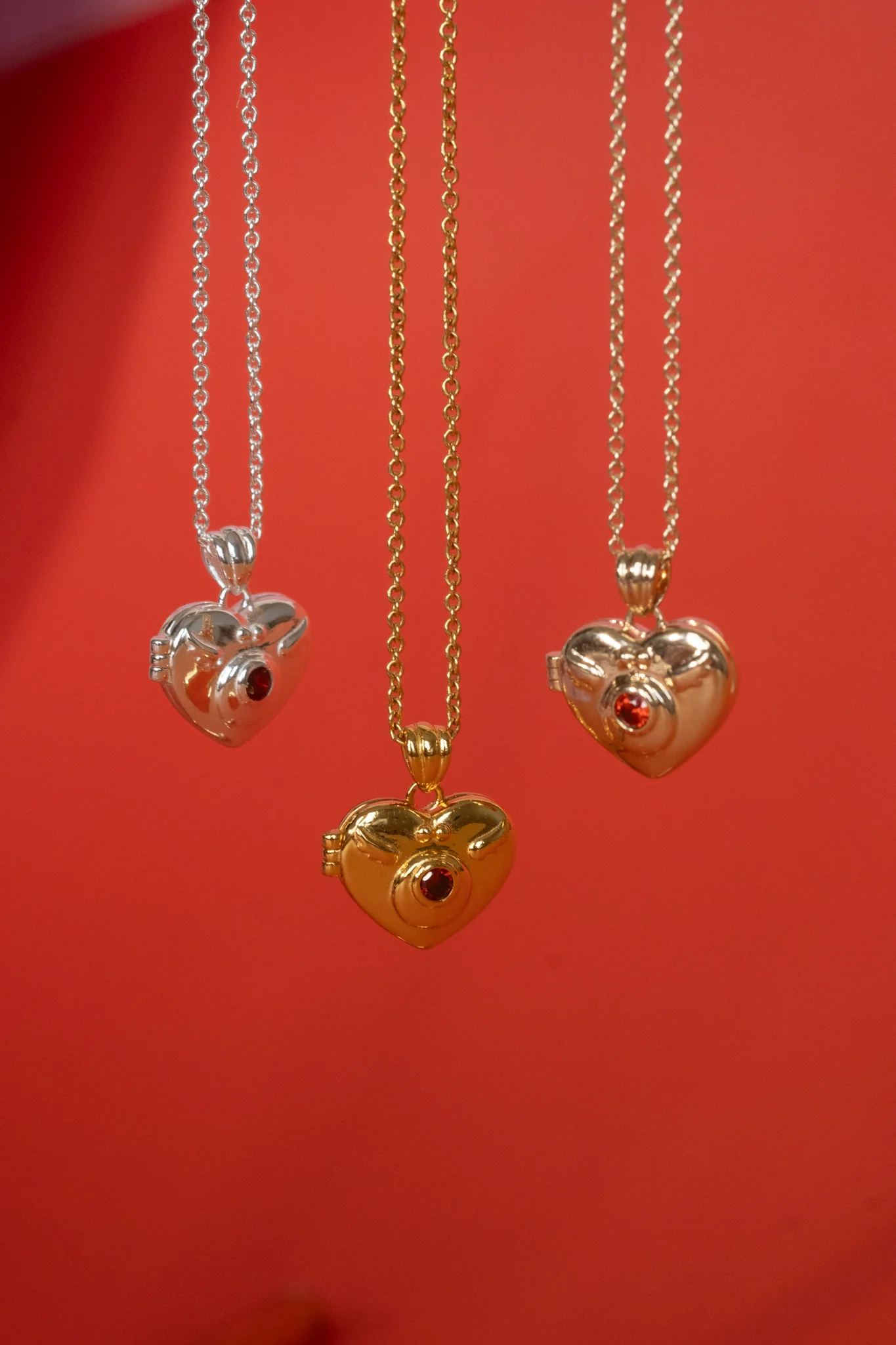 Solid Gold Sailor Moon Brooch Locket - Image 5