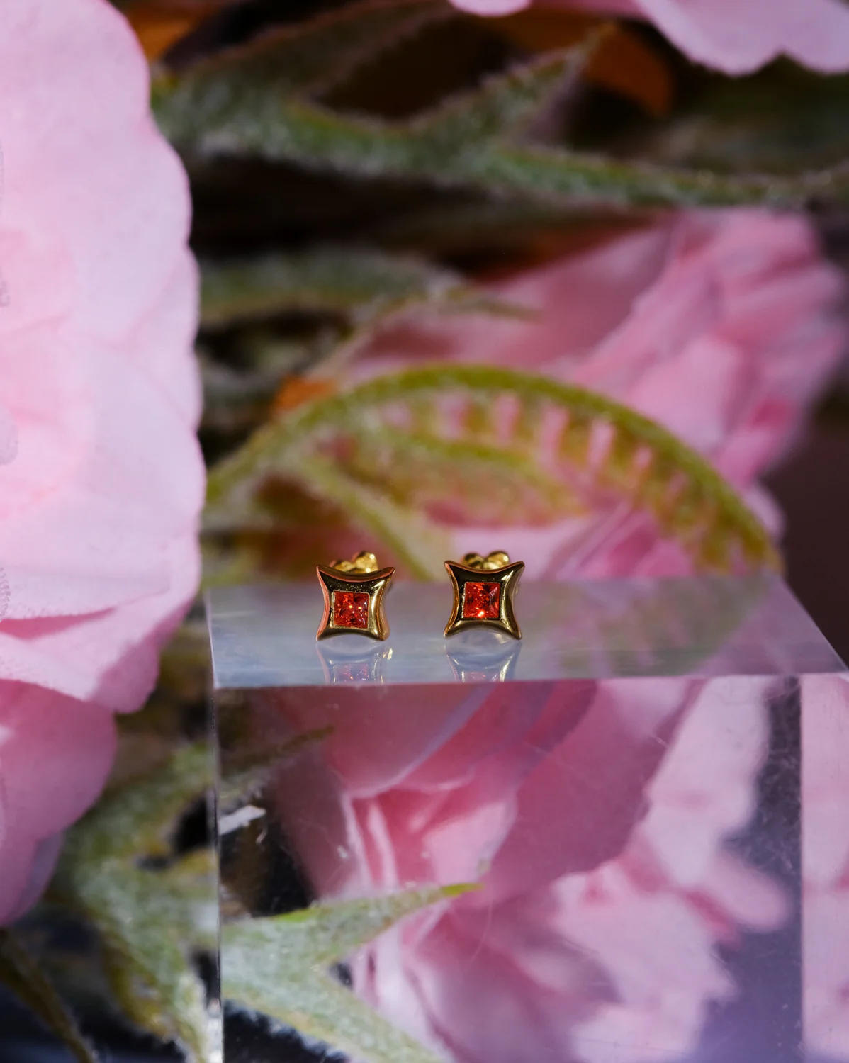 Sparkle Piercing - Garnet CZ (January) - Image 4