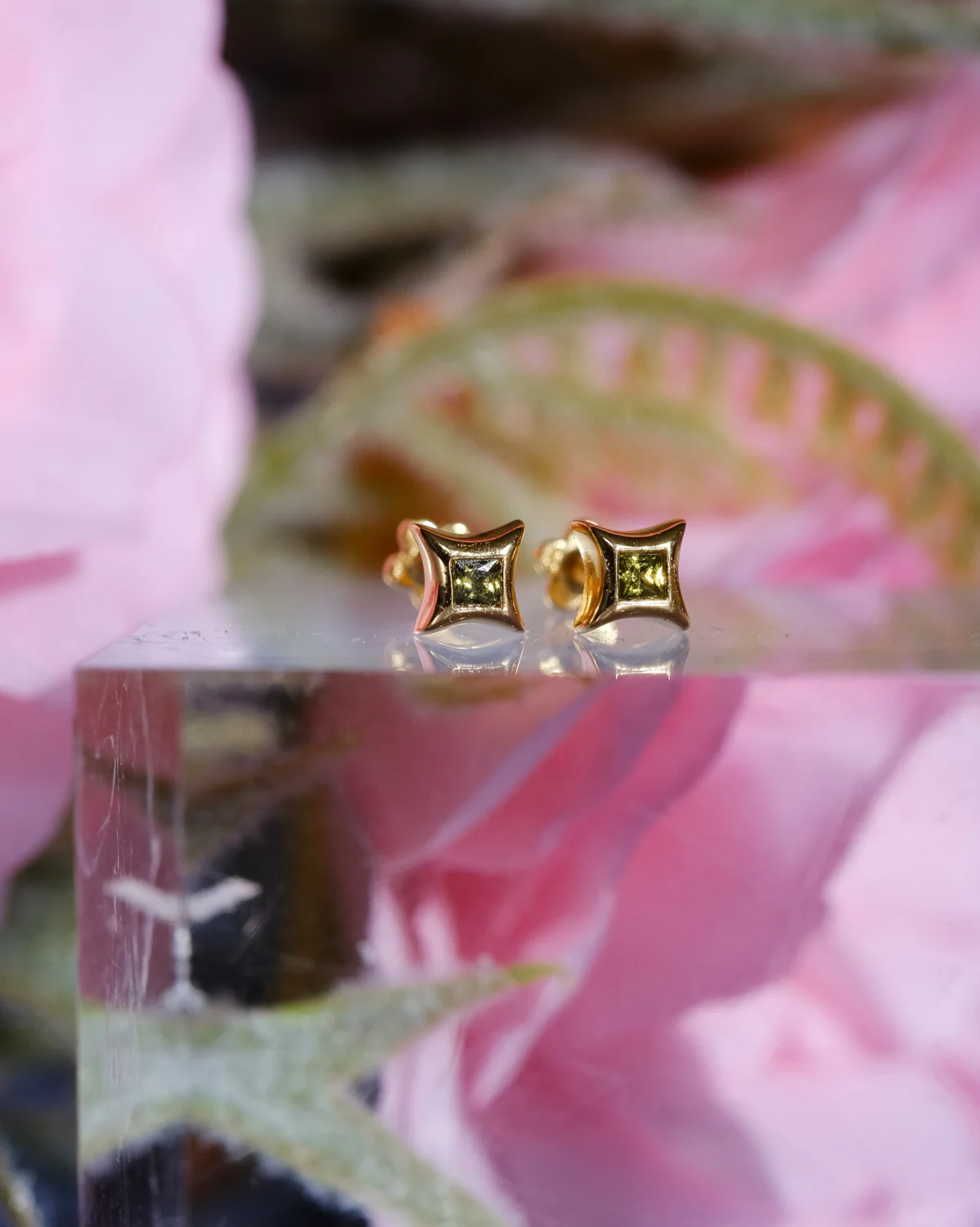 Sparkle Piercing - Peridot CZ (August) - Image 4