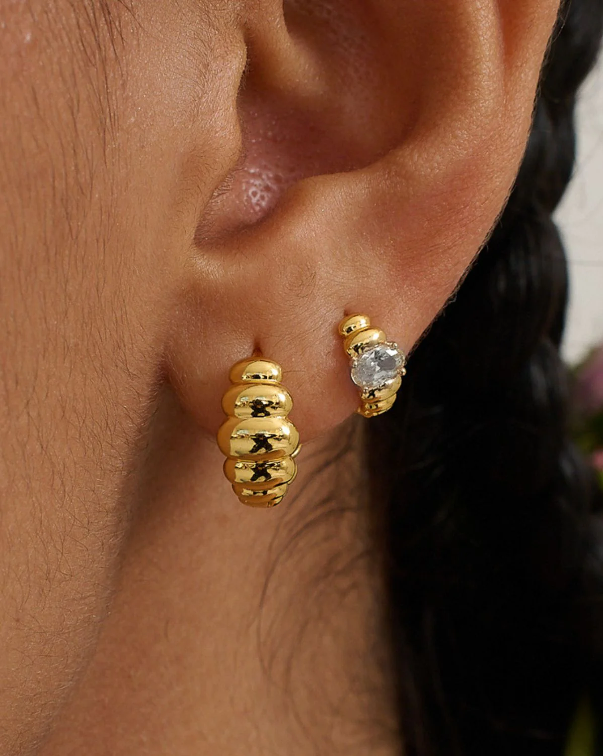 Toggle Ribbed Hoops Set - Image 2