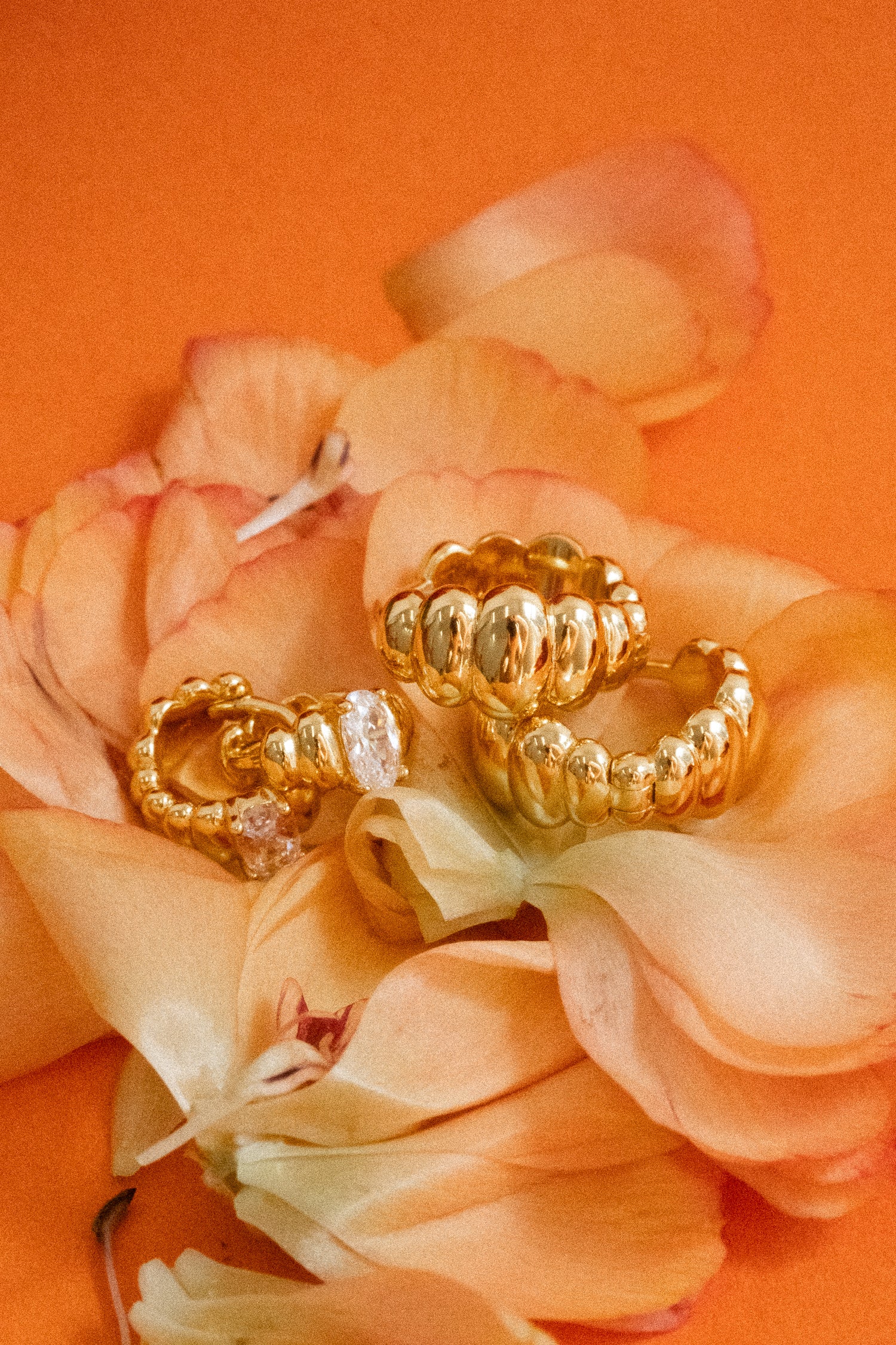 Toggle Ribbed Hoops Set - Image 3