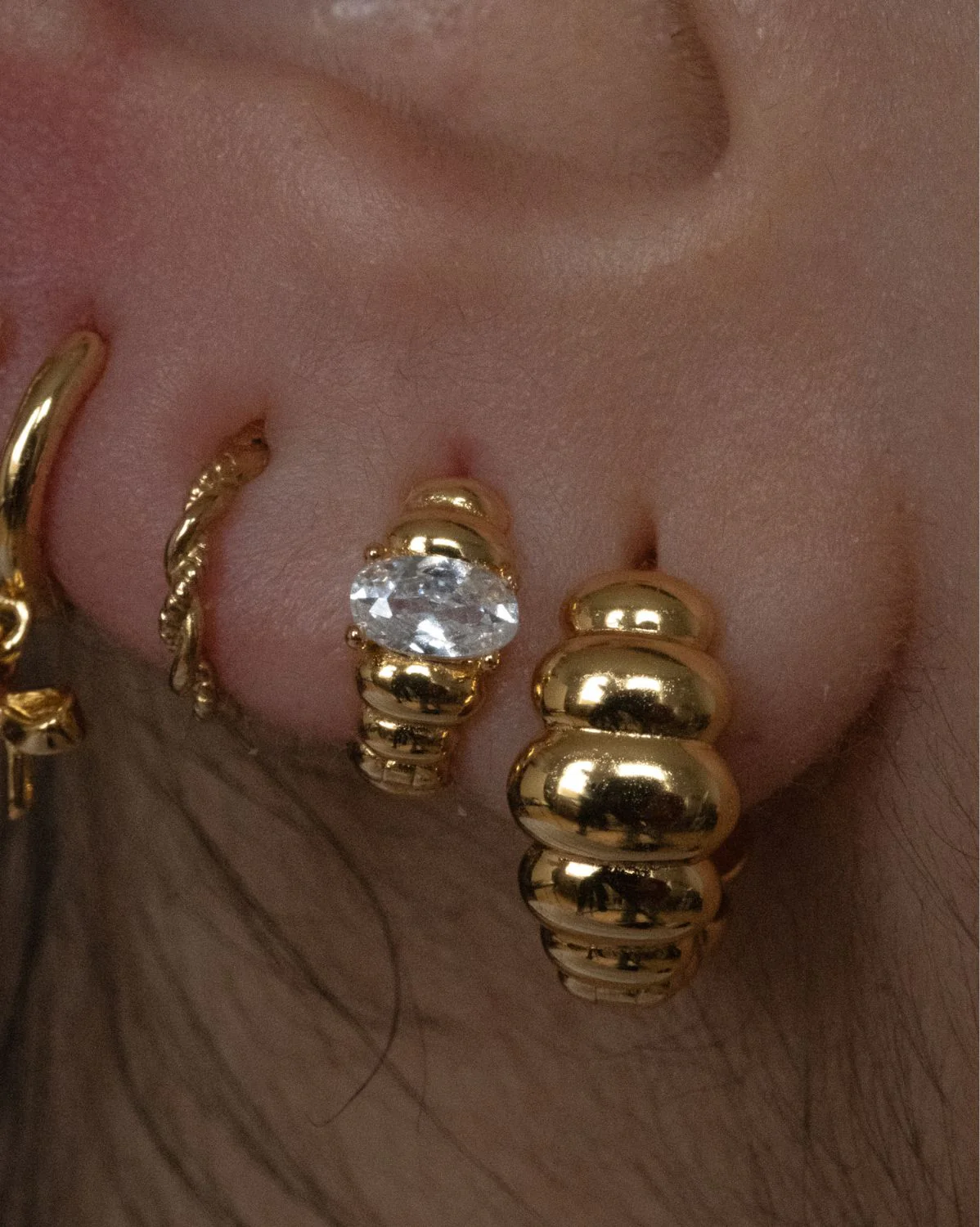 Toggle Ribbed Hoops Set - Image 6