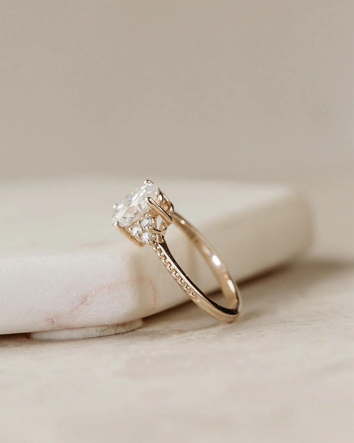 White Gold Catherine Oval Ring - Image 11