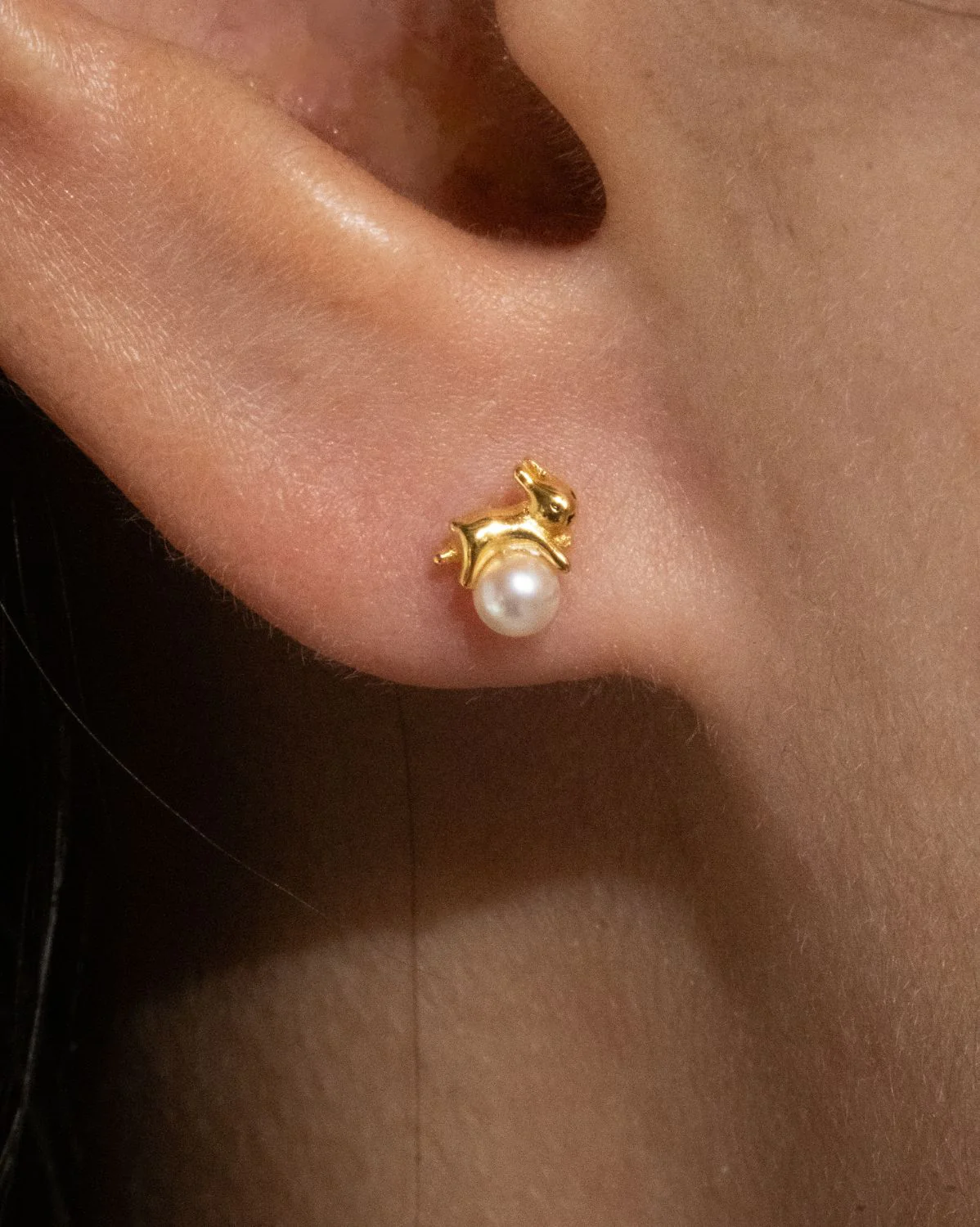 Yue Yue Pearl Piercing - Image 3