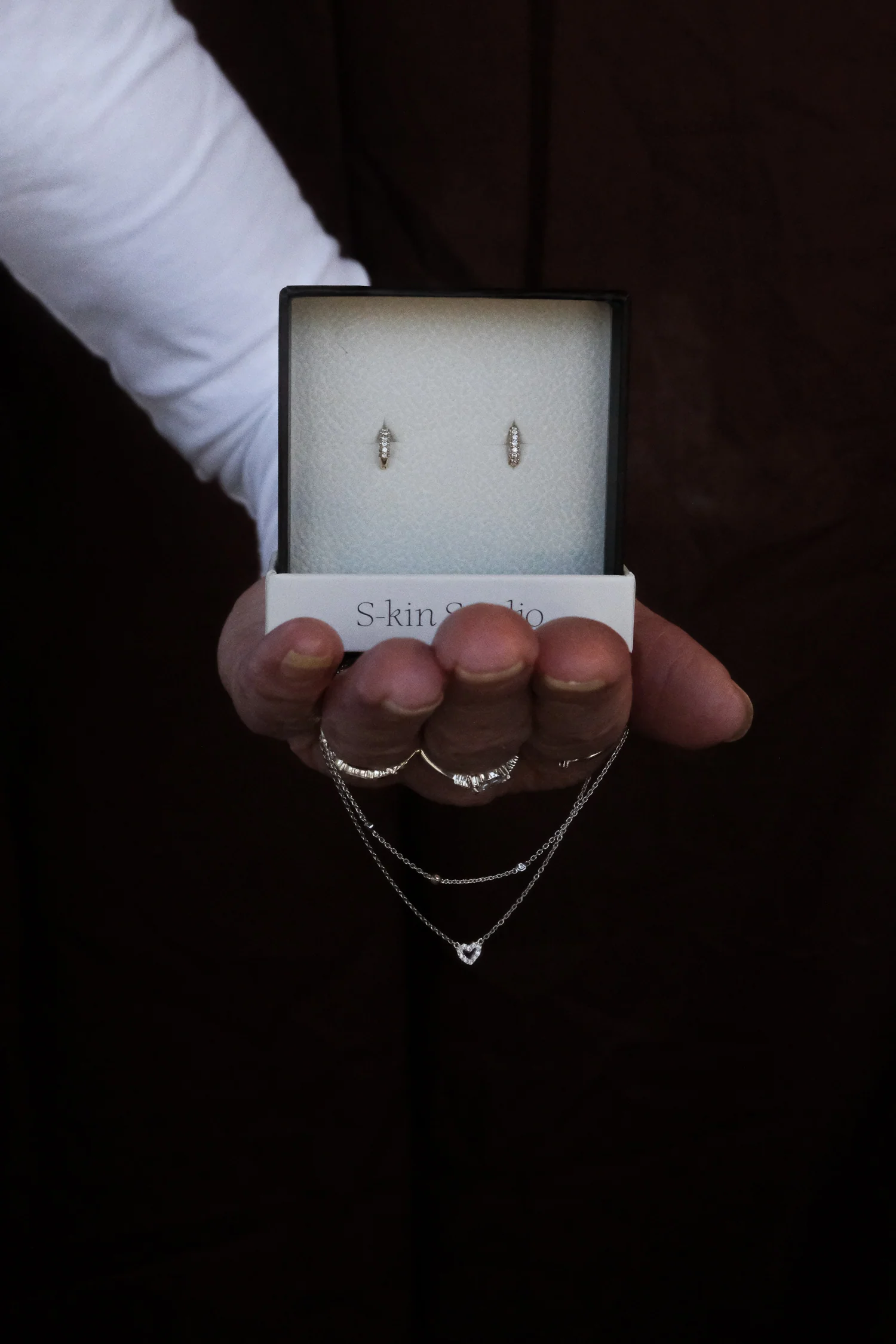 Yuki White Gold Trio Diamond Necklace - Image 3