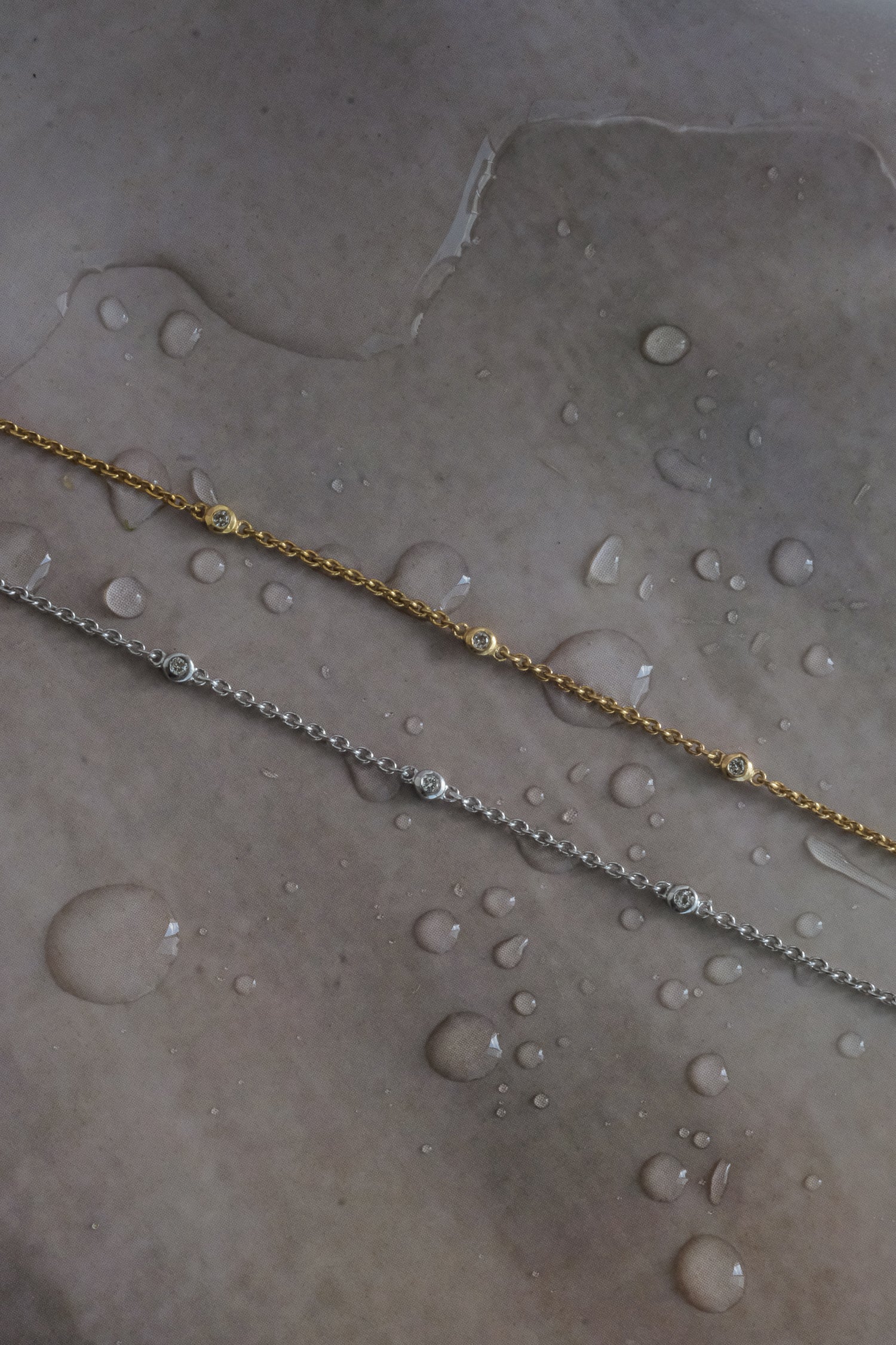 Yuri Solid Gold Trio Diamond Bracelet - Image 4